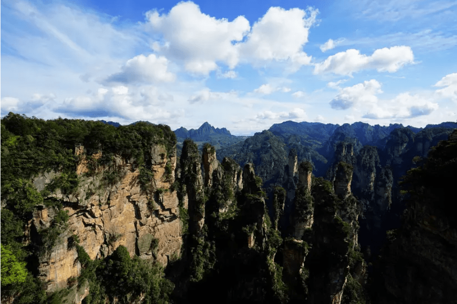 如何找当地皇冠代理_张家界旅游攻略:如何规划张家界最佳旅行路线?找当地私人地陪导游解决如何找当地皇冠代理！